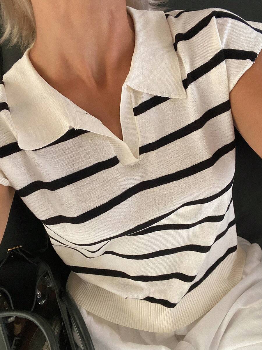 DAZY 女款黑白條紋寬鬆版型無袖對比色翻領V領針織上衣 夏季 - 黑與白 - 查看 1