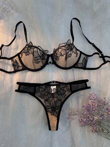 Slumberist Flower Embroidered Mesh & Rhinestone Decor Heart Shaped Ring Adornment Bra & Panty Lingerie Set - Black - View 3