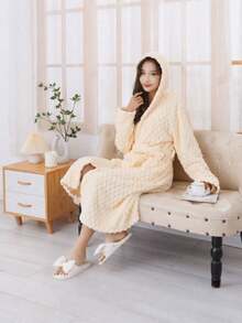 1 件珊瑚绒，玳瑁纹，带帽浴袍，长袍，家居服，晨袍；柔软，舒适，吸水性强。 - 白色 - 查看 9