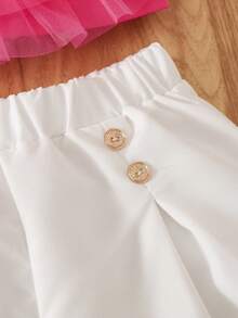 SHEIN Fashionable Baby Girls' 3d Rose Decor Strap Top And Double Breasted Solid Color Shorts 2pcs/Set - Hot Pink - View 3