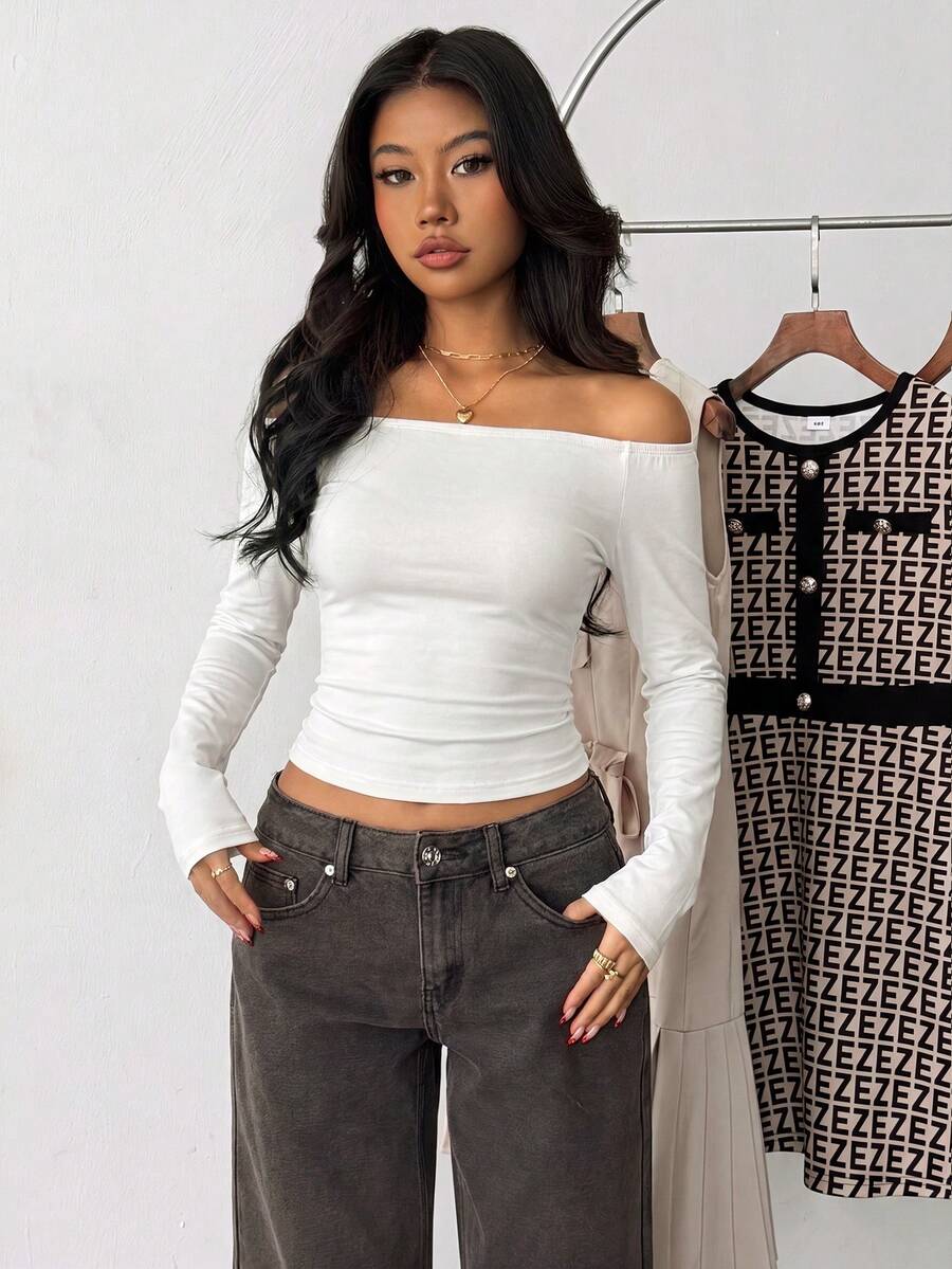 Black Off-Shoulder Fitted Casual Long Sleeve Basic Base Layer T-Shirt - White - View 1
