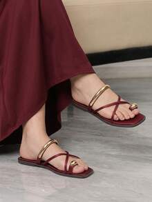 Sleekvia Sandal Jepit Luar Ruangan Wanita Nyaman, Tahan Aus, Serbaguna, Terbuat dari Logam, Cocok untuk Musim Panas - Sutra-merah anggur - View 2