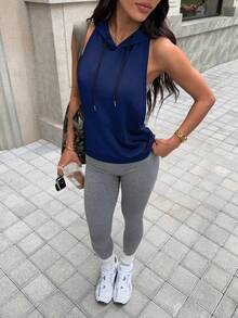 SHEIN Dewbera 夏季女款時尚休閒戶外健身跑步前口袋與中口袋無袖連帽抽繩背部鏤空設計性感瑜伽運動衛衣 - 藏蓝色 - 查看 7