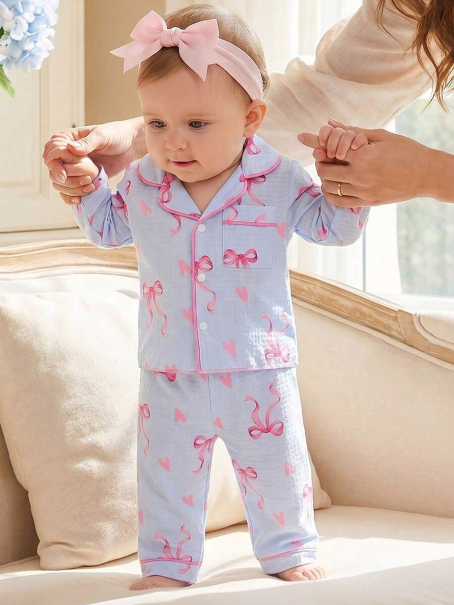 Bộ đồ ngủ gồm 2 chiếc áo khoác cardigan dài tay in họa tiết quả anh đào và quần dài cho bé gái, vải dệt - Màu xanh lam - Xem 1
