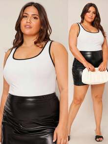 SHEIN BASICS Camiseta de tirantes de talla grande con ribete de color contrastante para el verano - Negro - Ver 1