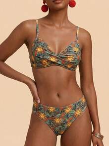 Travachic Women's Summer Beach Sun Face Print Sexy Fashion Bikini Two-Piece Swimsuit Set - Multicolor - View 6