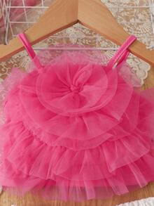 SHEIN Fashionable Baby Girls' 3d Rose Decor Strap Top And Double Breasted Solid Color Shorts 2pcs/Set - Hot Pink - View 5