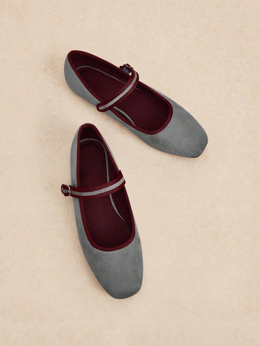 Rosivie Sepatu Flat Wanita Gaya Retro Elegan untuk Berpergian, Kasual, dengan Trim Kontras dan Gesper yang Dapat Diatur - Grey - View 1