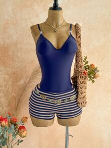 Soleia Bikini de dos piezas con top de tirantes finos de unicolor y shorts a rayas - Azul Marino - Ver 6