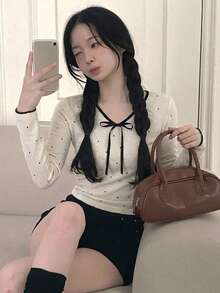 DAZY 女款拼色白黑波點休閒可愛百搭日常旅行長袖T恤，適合約會與秋季日常穿搭 - 白色 - 查看 3