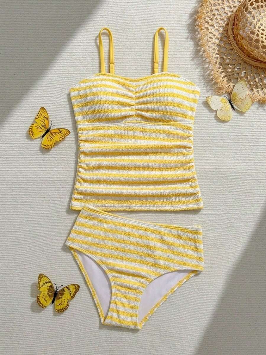 SHEIN 青少年女孩泳裝罩衫套裝,可愛休閒保守款多色粉色與杏色條紋針織提花雙肩帶前胸抓皺上衣搭配三角泳褲,時尚優雅成熟淑女風,適合游泳、夏季度假、海灘、海邊、泳池、夏季假期派對、休閒出遊 - 黃色 - 查看 1