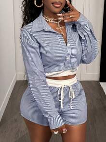 BamGleam 女款休閒通勤條紋短版上衣與短褲兩件套 - 藍白色 - 查看 6
