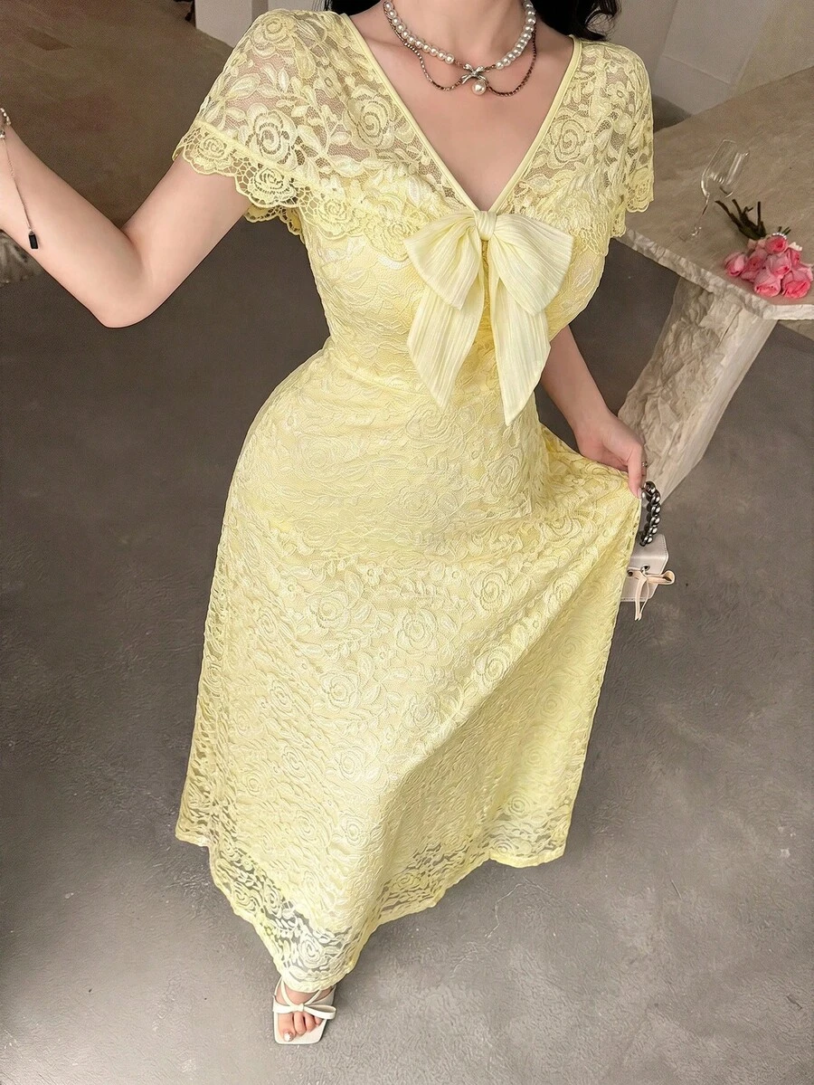 Feyla 女款高腰修身鏤空長洋裝