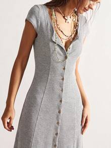 Bohemela Gaun Kasual Rajut Warna Polos Leher V Pas Badan Panjang Sedang dengan Bahan Washed untuk Wanita - Light Grey - View 1