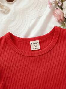 SHEIN Vintaside Kids 2件組女嬰荷葉袖T恤&碎花印花長褲套裝 可愛白色夏季家庭套裝 條紋圓領服飾 適合派對度假 - 紅色 - 查看 7