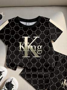 1套小男孩休閒時尚極簡風字母KING印花拼色圓領短袖T恤與配套短褲套裝，幼童男孩柔軟夏季穿搭 - 彩色 - 查看 4