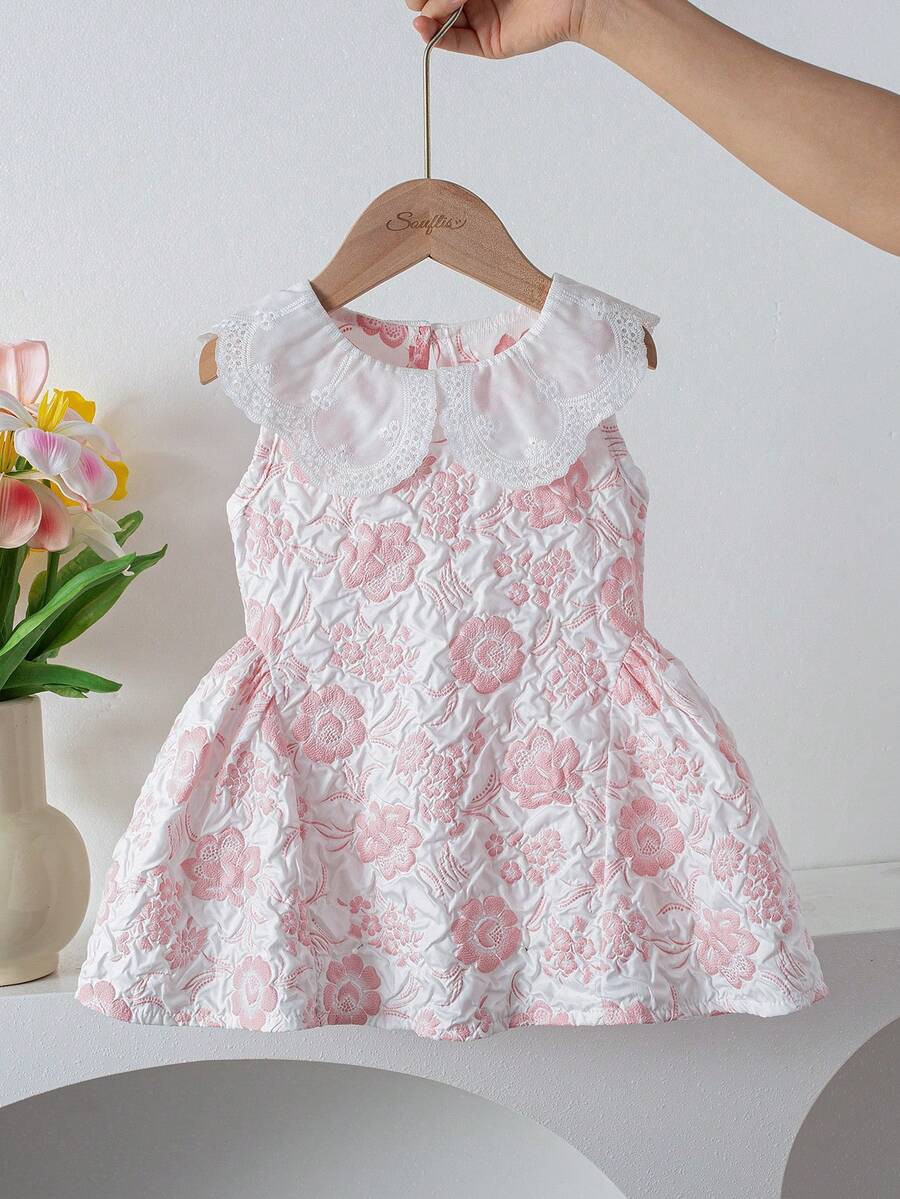 SHEIN Baby Girl 0-3 Years 1pc Summer & Autumn Casual And Cute Style Going Outfit, Flower Fabric Sleeveless Short Dress, Comfortable Clothing Suitable For Outdoor Activities, Peter Pan Collar Sweet Princess Dress With Lace Trim, Pink Summer Sleeveless Dress