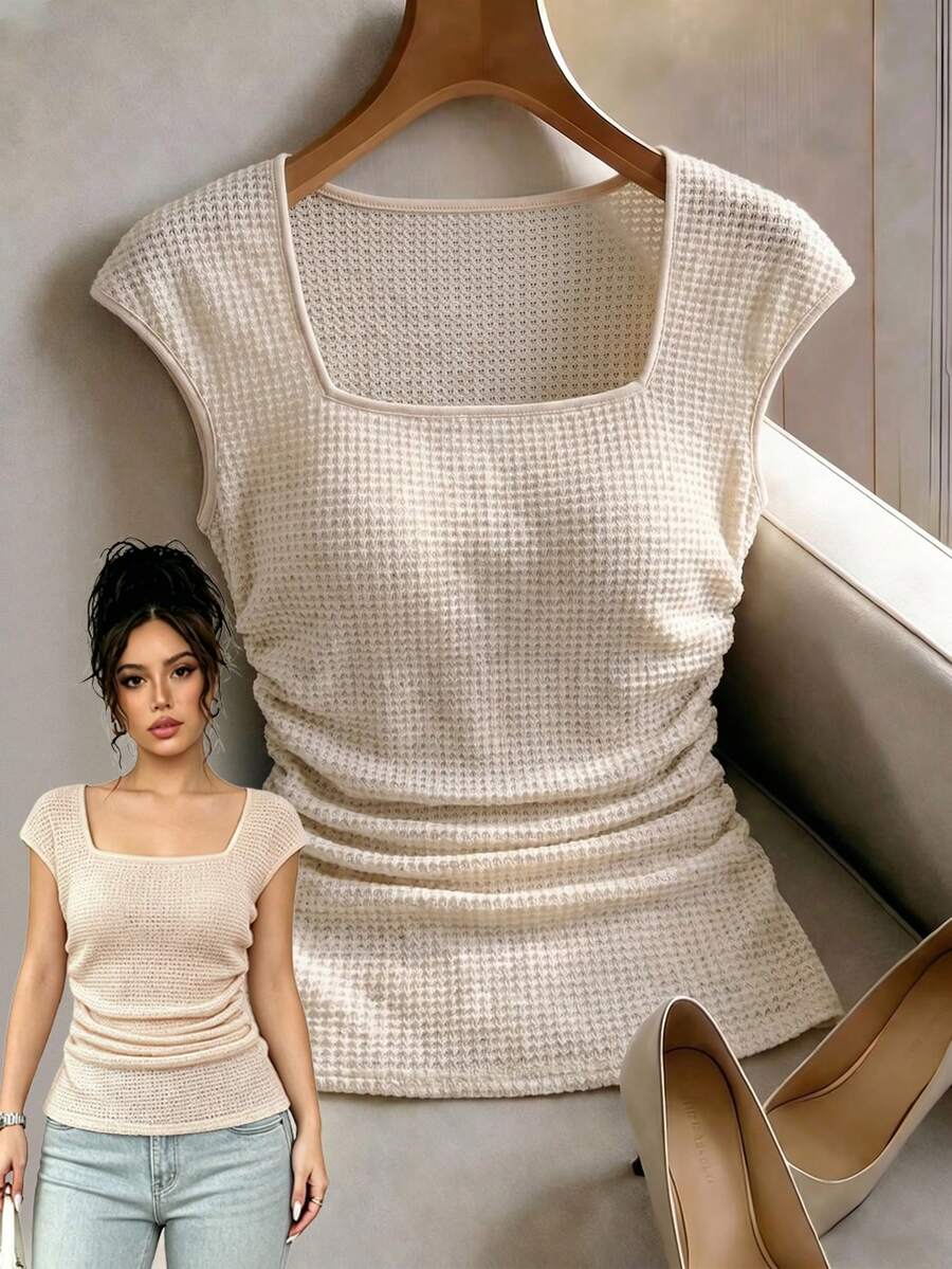 SHEIN Franclia T-shirt feminina elegante e romântica estilo francês, cor damasco, decote quadrado, design de cintura plissada, de alta qualidade, casual moderna para o dia a dia e férias - Caqui - Ver 1