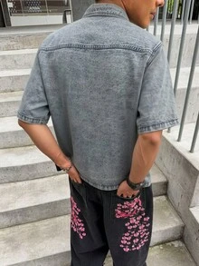 GALLERY FADE 男士复古水洗短袖牛仔衬衫，宽松翻领刺绣牛仔夹克，休闲街头风夏季上衣 - 藍色 - 查看 2
