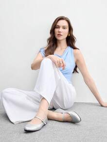 CUCCOO BIZCHIC 女款休閒通勤時尚百搭字母扣飾純色平底鞋 - 銀色 - 查看 3