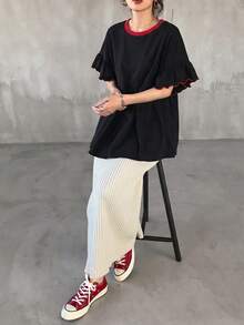 FRIFUL 女款圓領拼色百褶休閒百搭日常穿著夏季T恤 - 黑色 - 查看 5