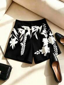 GlowEve CURVE Plus Size Women's Spring Summer Fashion Commute Print Pattern A-Line Shorts - Black - View 3