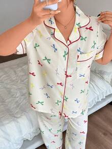 Napfluff CURVE Napfluff CURVE Set Piyama Ukuran Besar dengan Motif Pita Warna-warni, Lengan Pendek dan Celana Panjang - MultiWarna - View 6