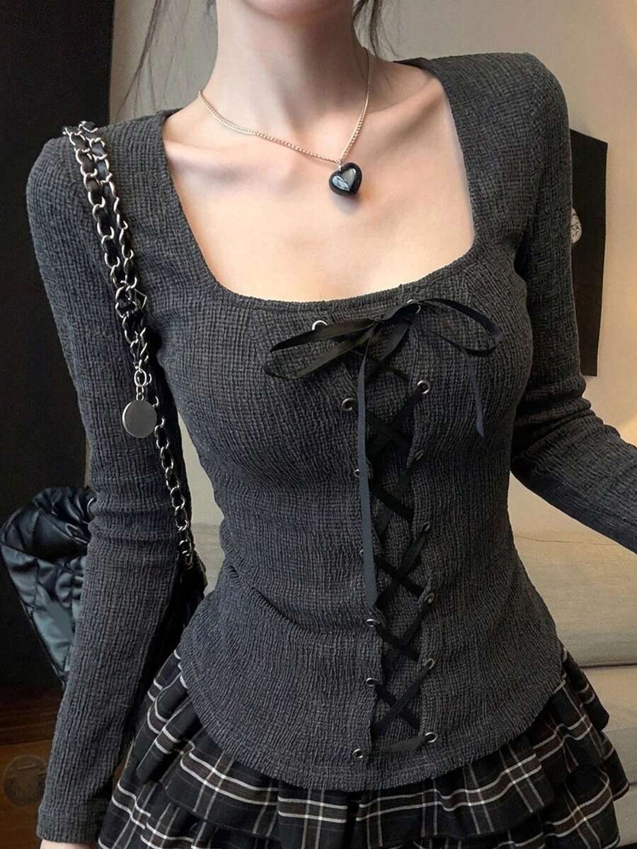 DAZY Camiseta de mujer de manga larga con cuello cuadrado, corte slim fit, elegante y gótica, color gris oscuro con bloques de color, con cordones y lazos, para bodas, salidas nocturnas, moda y fiestas, top lindo de otoño - Gris Oscuro - Ver 1