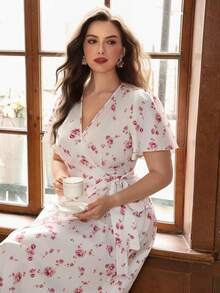 SHEIN Clasi Summer V-Neck Floral Wrap Dress With Pink Roses On White Background, Plus Size - Multicolor - View 3