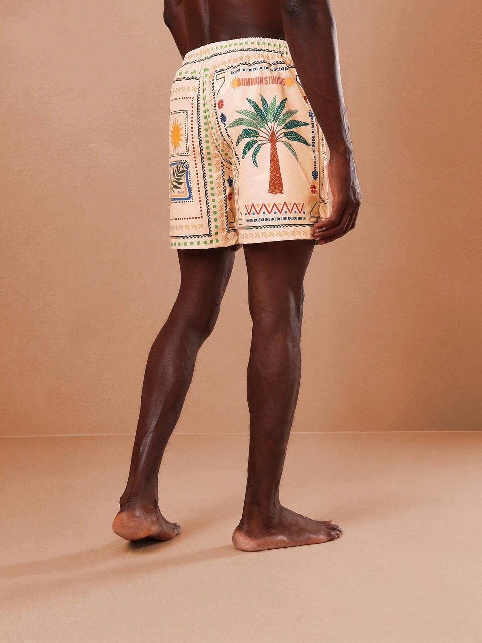SUMWON Men's Tropical Print Beach Swim Shorts With Palm Trees And Sun Motifs Regular Fit Pull-On Summer Swimwear