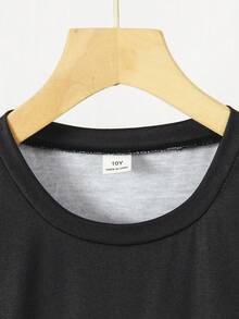 SHEIN 2件組青少年男孩夏季涼爽工裝風黑色字母印花短袖T恤與卡其色多口袋工裝褲套裝，適合日常上學、戶外玩耍、運動、通勤、旅行度假，春/夏季 - 卡其色 - 查看 5