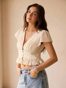 Willow Rêve Blusa de chifón con botones delanteros, volantes y encaje, romántica - Beis - Ver 1