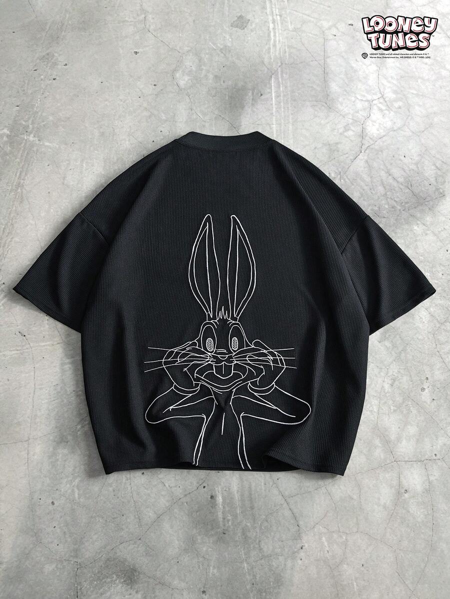 LOONEY TUNES X SHEIN PAVTROS 男士街头风3D兔子刺绣华夫格纹T恤,适合户外音乐节、日常出行、朋友聚会,也是送给男友/老公、周年纪念日的理想礼物。 - 黑色 - 查看 1