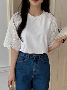 DAZY Women's Solid Color Lace Patchwork Short Sleeve T-Shirt, Casual And Fashionable For Daily Wear - White - View 5