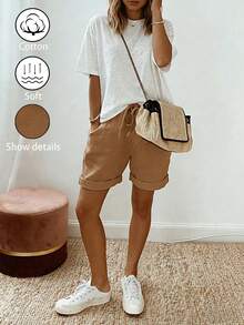 SHEIN Holidaya 女款夏季新款棉麻度假休閒風卡其色抽繩捲邊短褲，採用棉麻紋理面料，彈性腰抽繩設計搭配捲邊細節，兼具隨性舒適與俐落優雅，適合日常出遊、度假或輕便休閒場合，是休閒抽繩短褲、卡其優雅長褲、寬鬆顯瘦褲款中的百搭單品 - 卡其色 - 查看 5