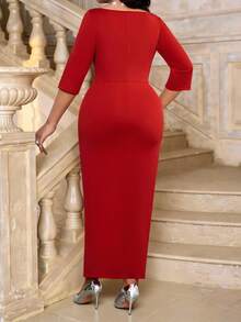 Fleurora Plus Size Solid Color Minimalist Daily Wear Round Neck Short Sleeve Dress Plus Size Christmas Red - Red - View 2