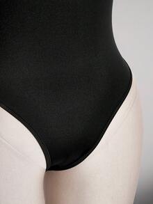 SHEIN ICON Plus Size Women's Summer Dark Punk Style Sexy Casual Goth Minimalist Versatile Solid Color Backless Halter Neck Bodysuit Date Night Rave Black - Black - View 7