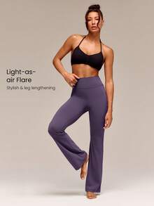 GLOWMODE Pantalones Leggings Acampanados de Cintura Alta FeatherFit™ de 31" para Yoga de Bajo Impacto, Pilates y Uso Diario - Bold Plum - Ver 6