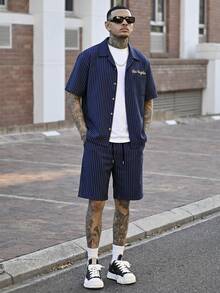 Devon Thys Manfinity Streetrush 2pcs Men's Star Print Short Sleeve Zipper Front Shirt & Shorts Outfit - Royal Blue - View 2