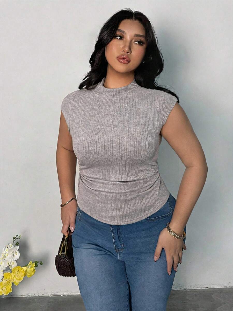 Firerie Damen Große Größen Top mit hohem Kragen, gerafften Ärmeln und figurbetonter Passform, Rippstrick Bluse mit elastischem Rüschentaille, schlanke Passform, vielseitig einsetzbar als Layering-Teil, geeignet für Frühling, Sommer, Herbst und Winter, elegant, für den Büroalltag, Lässig, Minimalistisch, Büromode - Khaki - Übersicht 1