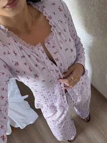 DAZY Floral Lace Ruffle Trim Patchwork 2pcs Women's Pajama Set - Mauve Purple - View 3