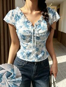 Modelyn 夏季法式甜美V領荷葉邊碎花前綁帶雪紡短袖收腰獨特上衣 度假風白色碎花可愛上衣 - 彩色 - 查看 5