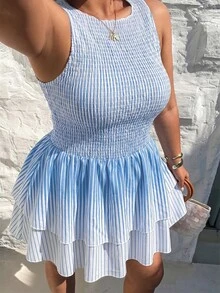 Sunnyshic 歐美風藍白條紋抽褶腰身洋裝，無袖雙層蛋糕裙，辣妹度假短洋裝 - 藍色 - 查看 7