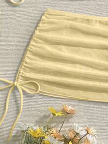 Soleia Set Baju Renang Wanita Terdiri dari Atasan Bikini Segitiga Halter Bergaris, Bawahan Bikini Segitiga, dan Rok Jala Pendek dengan Tali Serut. - Kuning muda - View 3