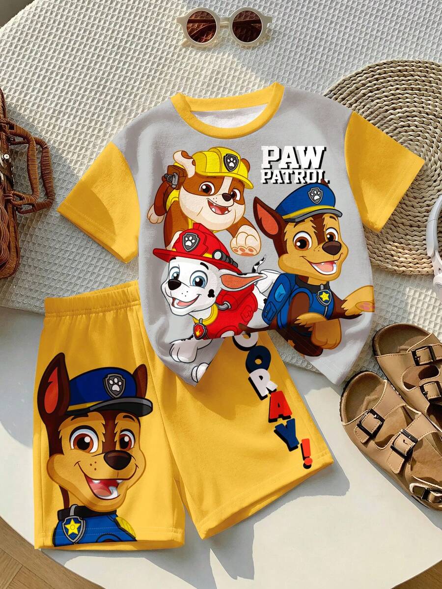 SHEIN | PAW Patrol 小男孩休閒簡約、寬鬆舒適、經典可愛卡通動畫圖案印花、可愛小狗圓領短袖T恤與短褲2件組，適合春夏季 - 彩色 - 查看 1