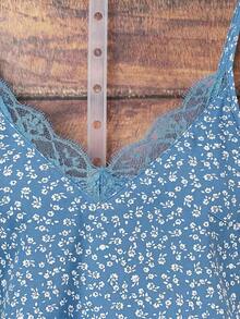 SHEIN LUNE Plus Size Women Floral Contrast Lace Camisole - Blue - View 3