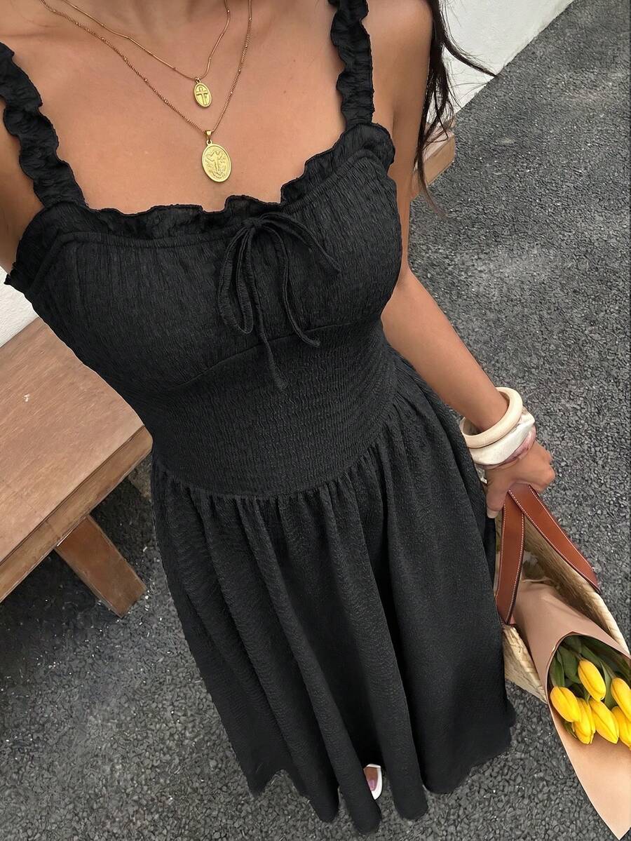 SHEIN EZwear 女款黑色針織素色荷葉邊飾無袖洋裝 - 黑色 - 查看 1