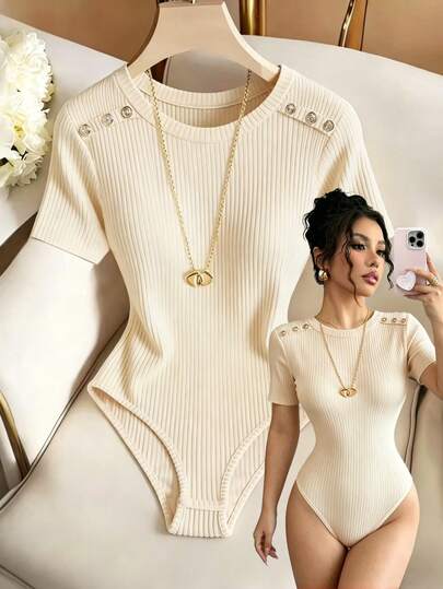 Elenzga Áo bodysuit nữ mùa hè ôm sát, tay ngắn gân tăm, thiết kế dây vai khóa kim loại