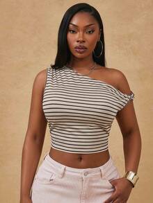 Radiana Camiseta Cropped Ajustada com Gola Assimétrica Elegante e Versátil, Listrada em Marrom Abricó, Plus Size, Adequada para Lazer, Uso Diário, Versátil, Estilo de Rua, Coachella, Vestuário Ocidental, Festival de Música, Vintage, Minimalismo, Concerto, Festa de Carnaval, Resort, Passeio, Férias, Encontro à Noite, Reunião, Aniversário, Festa de Despedida de Solteira, Gyaru, Intervalo, Rave, Modesta, Chique, Clube, Fofa, Casual, Compras, Streetwear, Saída, Y2K, Y3K, Coquete, Valoriza a Silhueta - Multicolorido - Visão 2