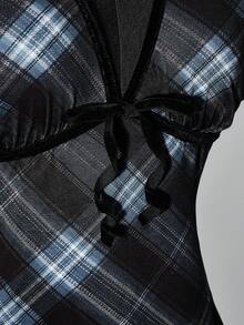 SHEIN ICON 大尺碼復古Y2K深V領花卉短袖收腰A字洋裝，返校穿搭、日常穿著、休閒度假夏季洋裝 - 藍色 - 查看 8